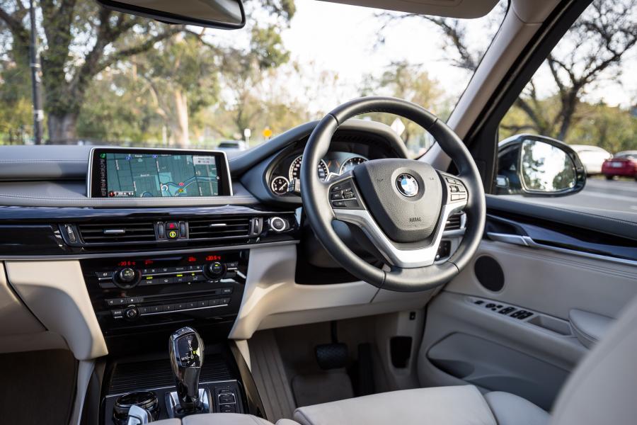 Торпедо BMW X5 xDrive40e 2016 года  (AU) (фото 6 из 23)